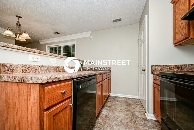 Building Photo - 3 Bedroom Pet-Friendly Home in Decatur, GA with Main Street Renewal
