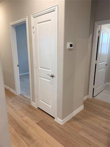 Building Photo - 711 Dotty Dr