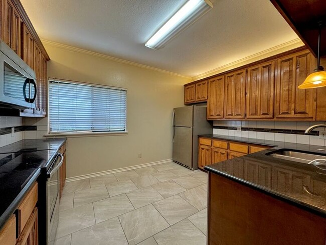 Building Photo - 3522 Wyatt Ln