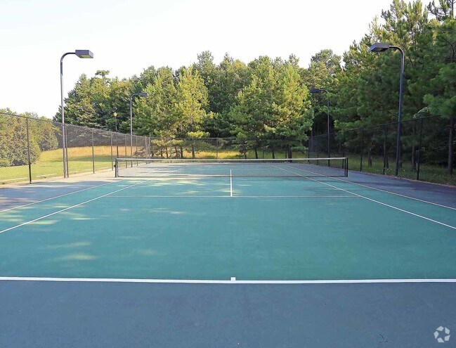 Tennis Court - Camden Stockbridge