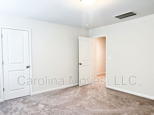 Building Photo - 15 Apollo View Ln