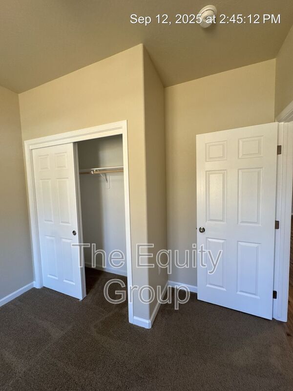 Building Photo - 3624 S County Center Dr