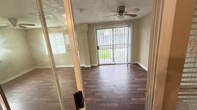 Building Photo - 5566 W Fir Ave