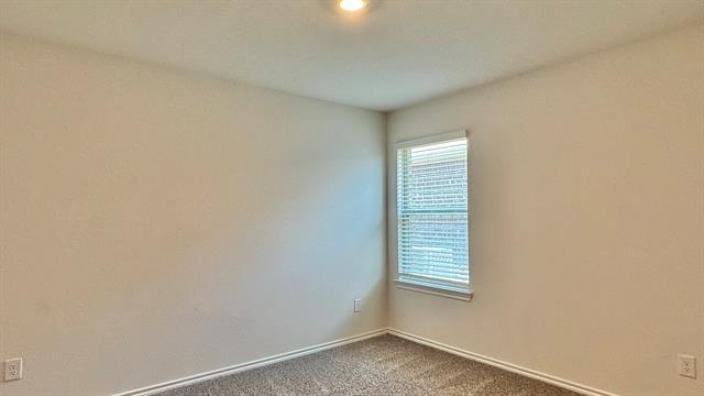 Building Photo - 1420 Stuarts Frst Dr