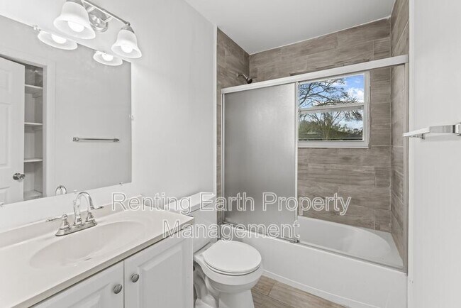 Building Photo - 2129 13th St N