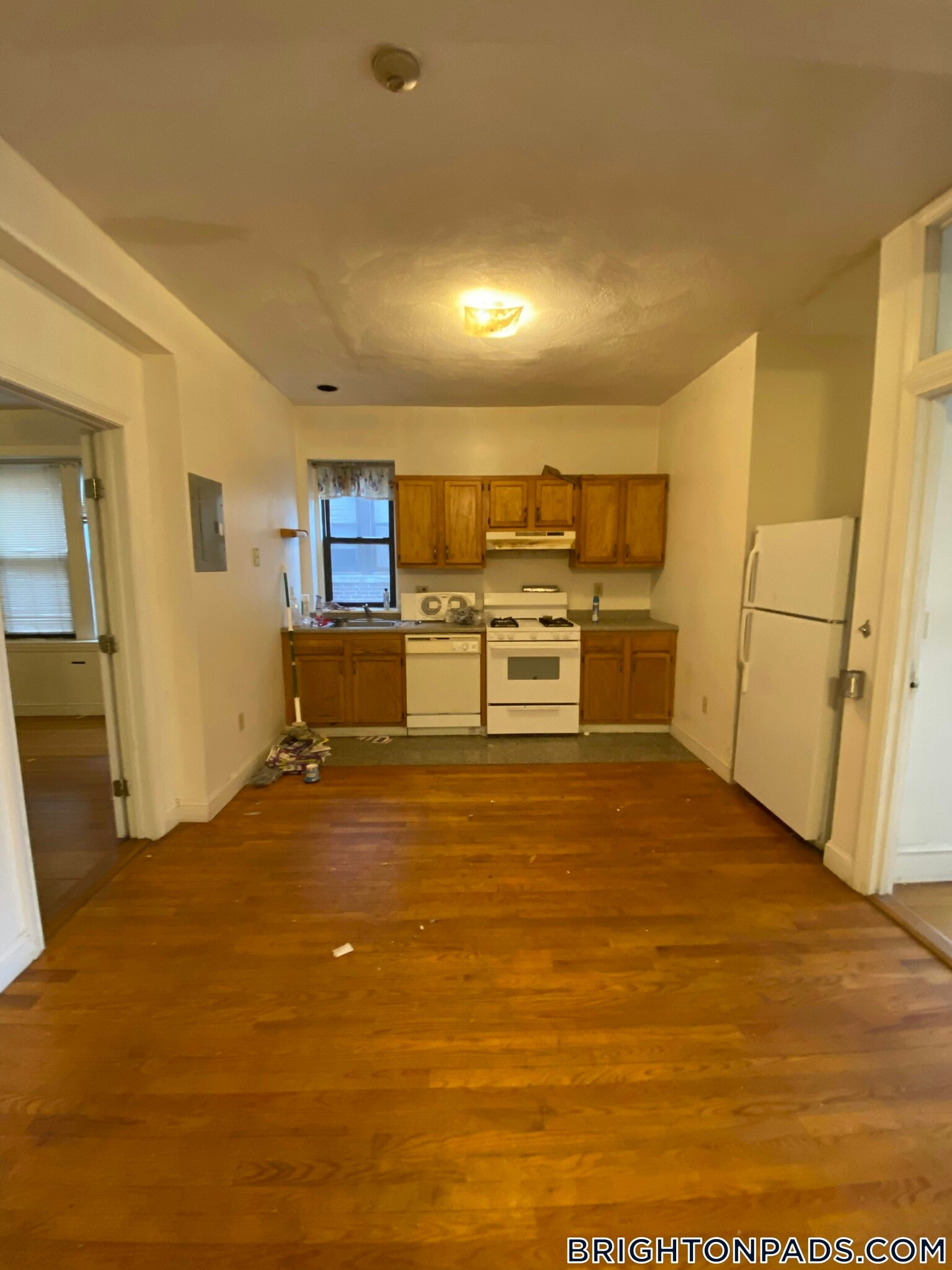 Building Photo - 17 Cummings Rd