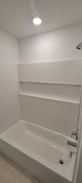 Building Photo - 2636 Turtle Dove Dr