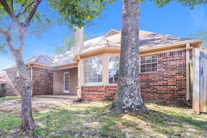 Building Photo - 7103 Showboat Ln