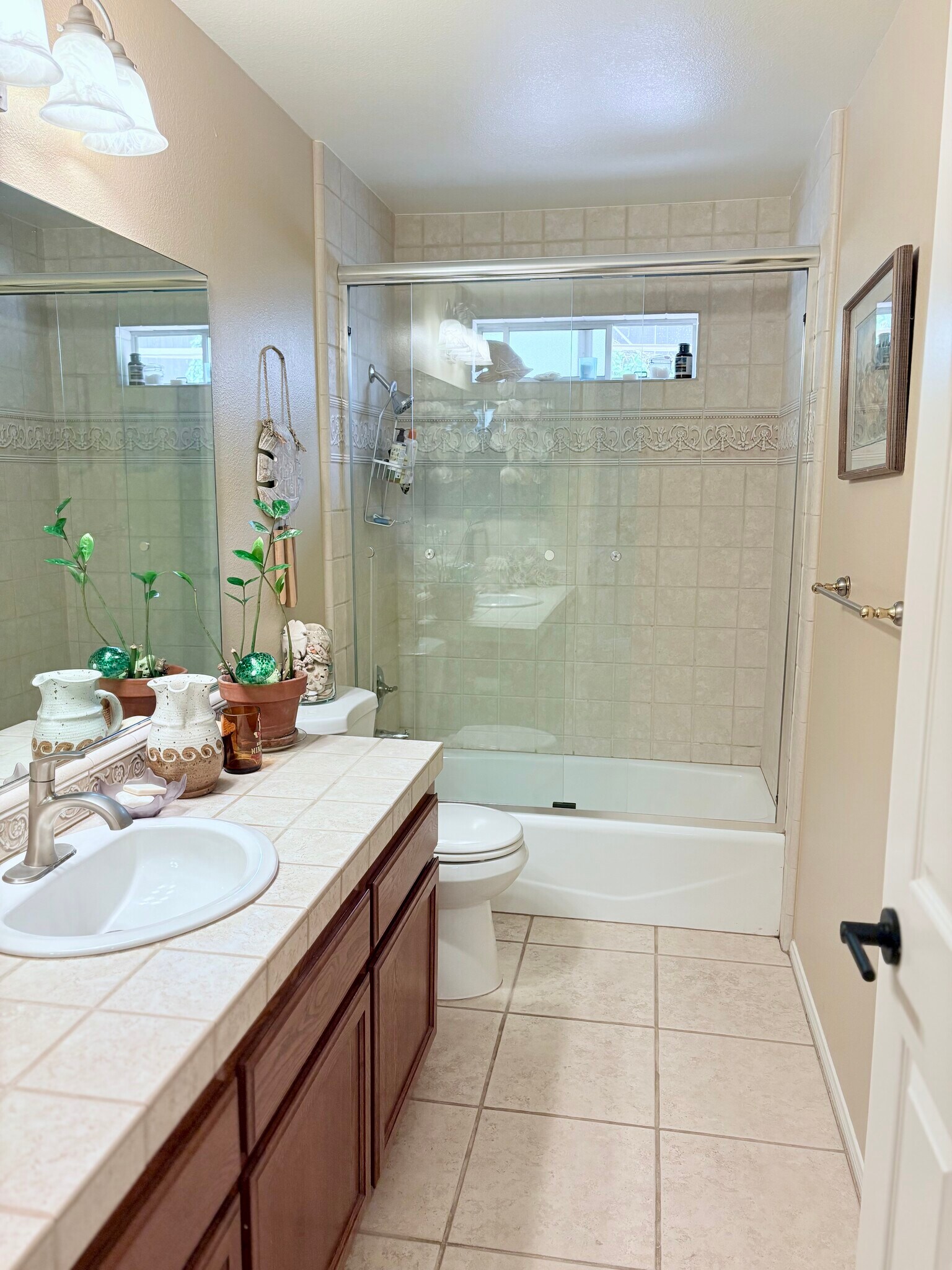 Building Photo - 709 Bozanich Cir
