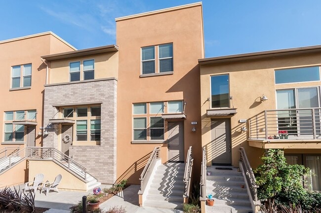Building Photo - 5441 Ocean, 102