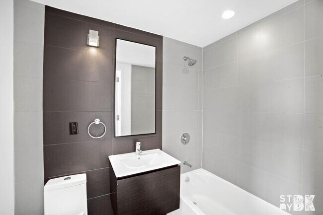 Building Photo - 1 bedroom in BROOKLYNBrooklyn NY 11238