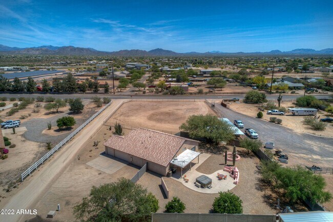 Building Photo - 35714 7th Ave