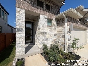 Building Photo - 12635 Cotorra Spgs