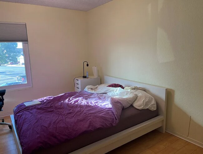 Building Photo - Bright & Spacious Mira Mesa Condo with Dual Primary Suites