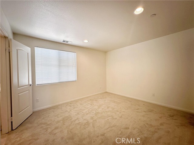 Building Photo - 681 Huron Pl