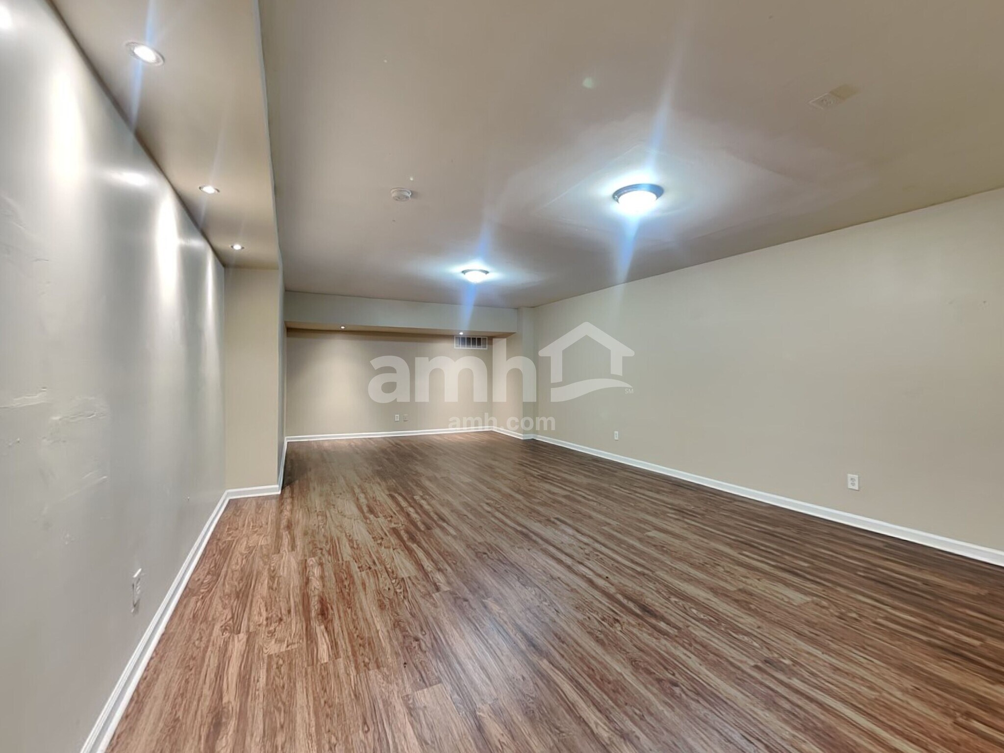 Building Photo - 3202 Davenport Park Ln