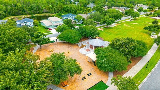 Building Photo - 8947 Garden Party Dr