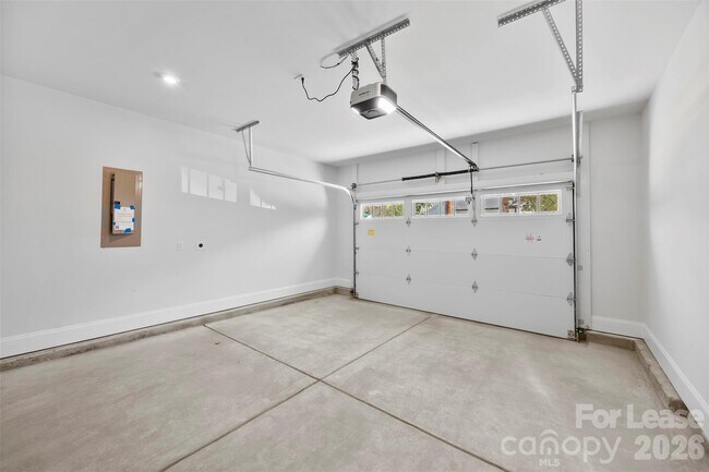 Building Photo - 1331 Condon St