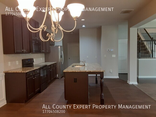 Building Photo - 5318 Cactus Cove Ln