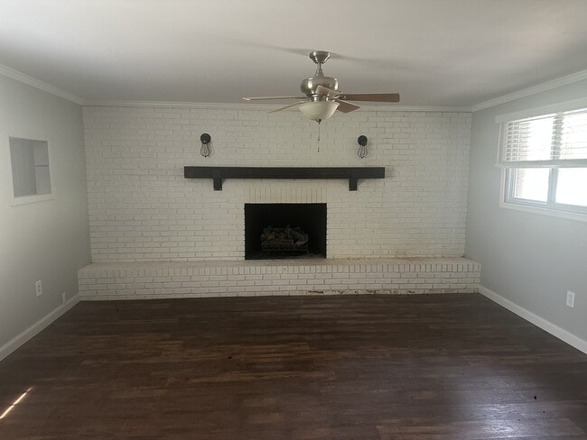 Building Photo - 114 Brookside Rd