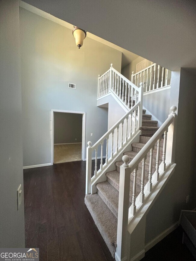 Building Photo - 1901 Boulder Gate Dr