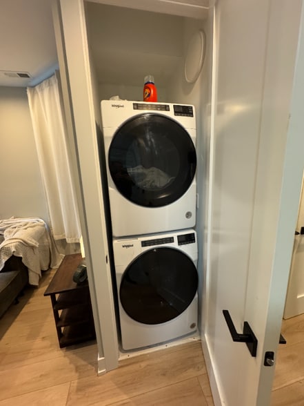 Building Photo - 2818 W Fletcher St