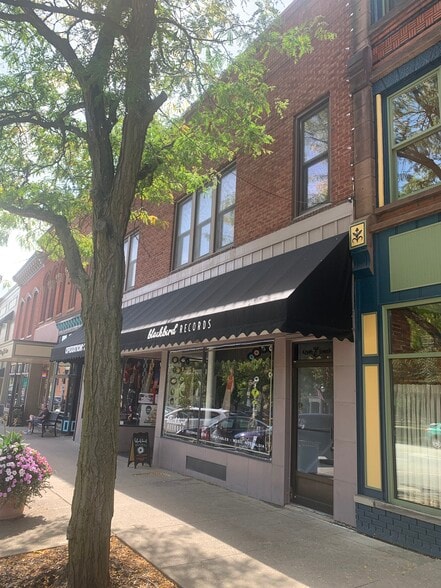 Building Photo - 7 Public Sq