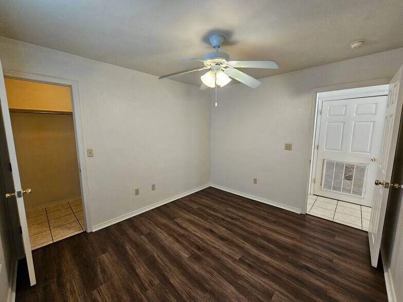 Building Photo - 1859 Brazil Ave