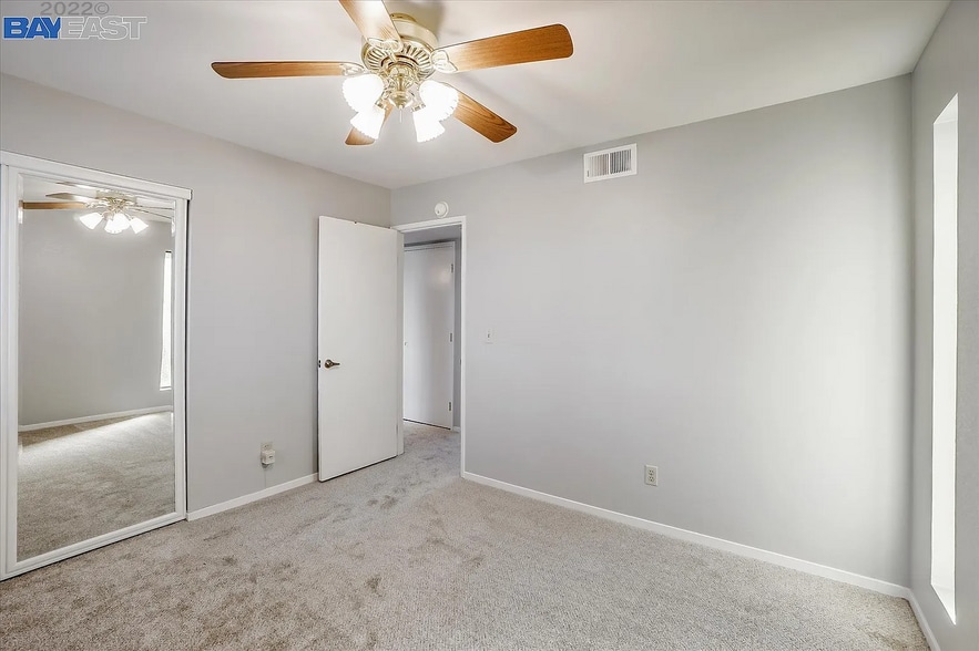 Building Photo - 2055 Sierra Rd