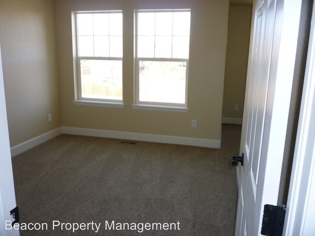 Building Photo - 9793 W Hinsdale Ln