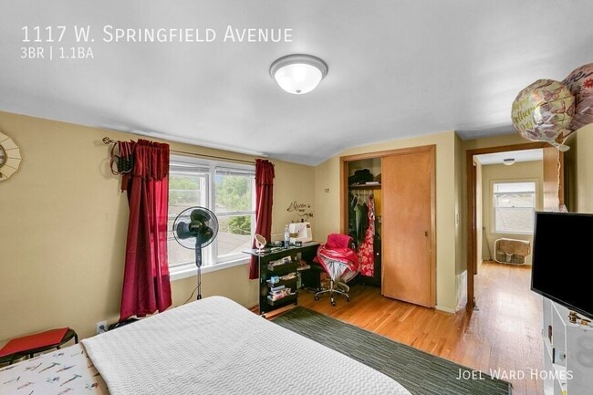 Building Photo - 1117 W Springfield Ave
