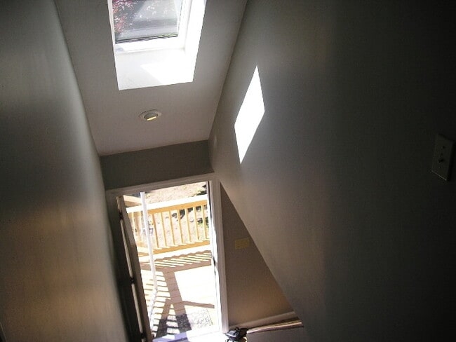 Building Photo - 5 George St