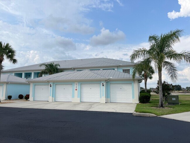 Building Photo - 5763 Sabal Trace Dr