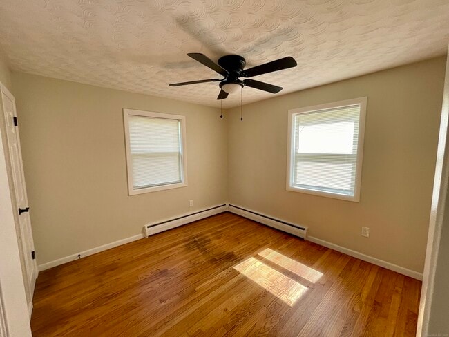 Building Photo - 15 Proulx St