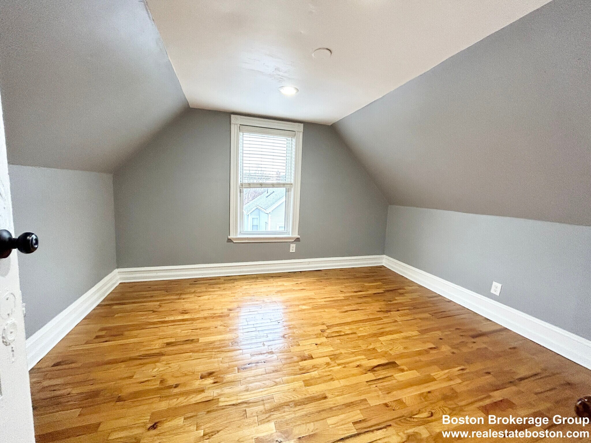 Building Photo - 14 Batchelder St