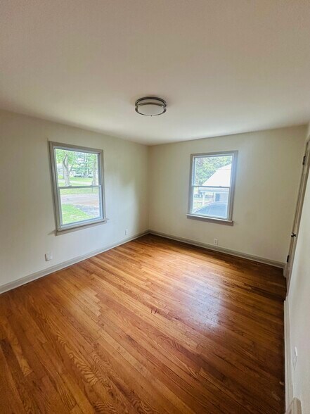 Building Photo - 7806 Underhill Dr