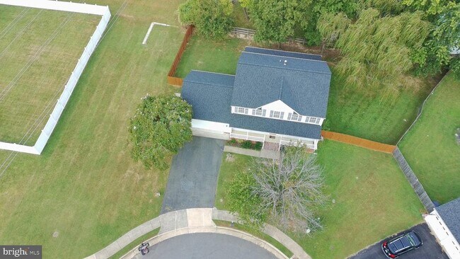 Building Photo - 34 Ashcroft Dr