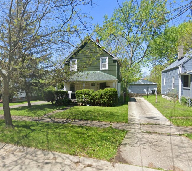 Primary Photo - 4252 E 163rd St