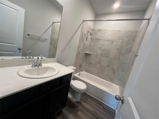 Building Photo - 141 Tucana St
