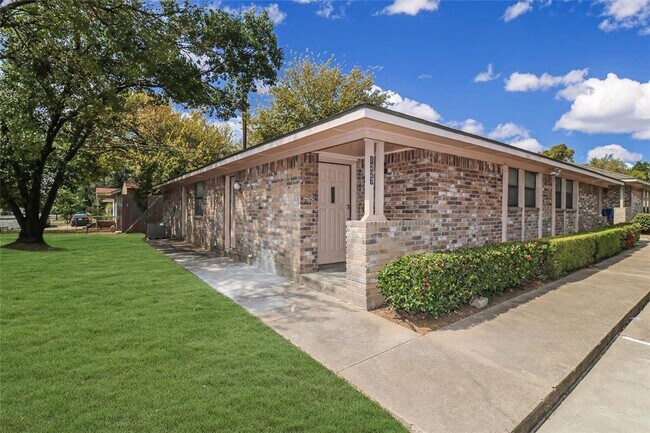 Primary Photo - 1227 Homeplex Ct