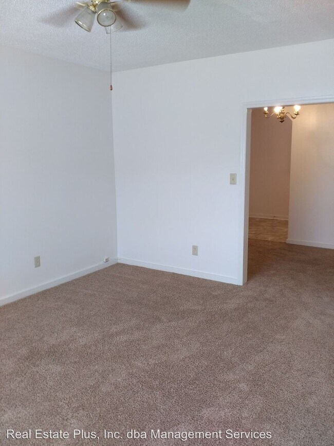 Building Photo - 2 br, 1 bath Apartment - 604 A East Main St.