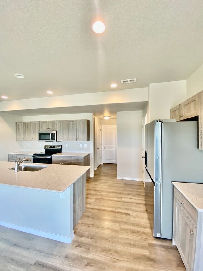 Building Photo - 3 Bedroom SFR in 80938 Near Peterson SFB