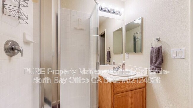 Building Photo - 2024 Northfield Dr