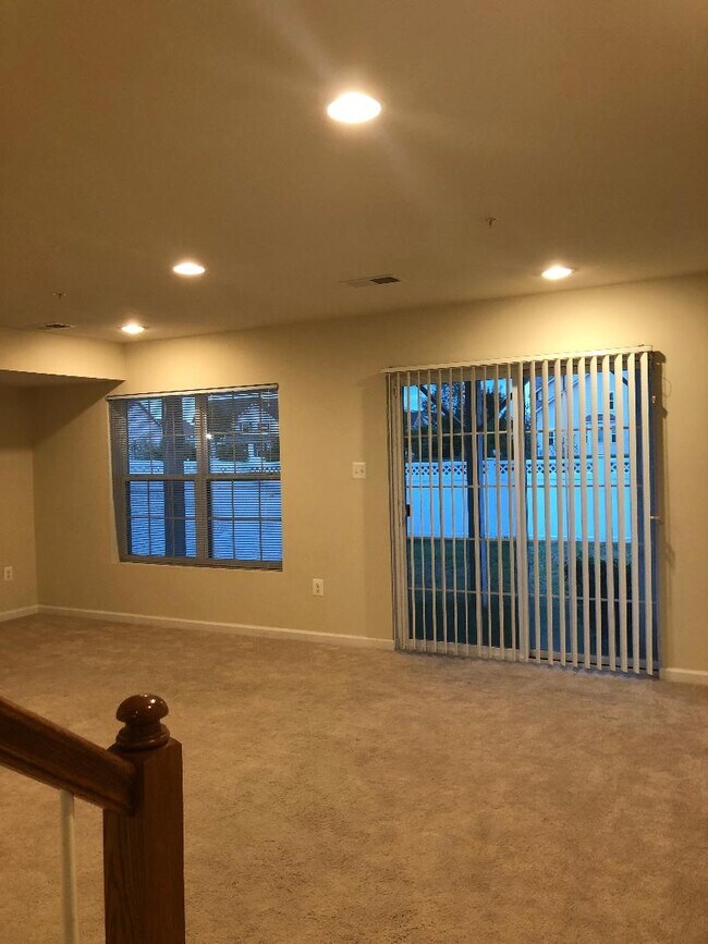 Building Photo - 11813 Sunset Ridge Pl