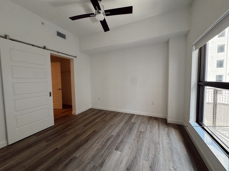 Building Photo - 426 NW 8th St