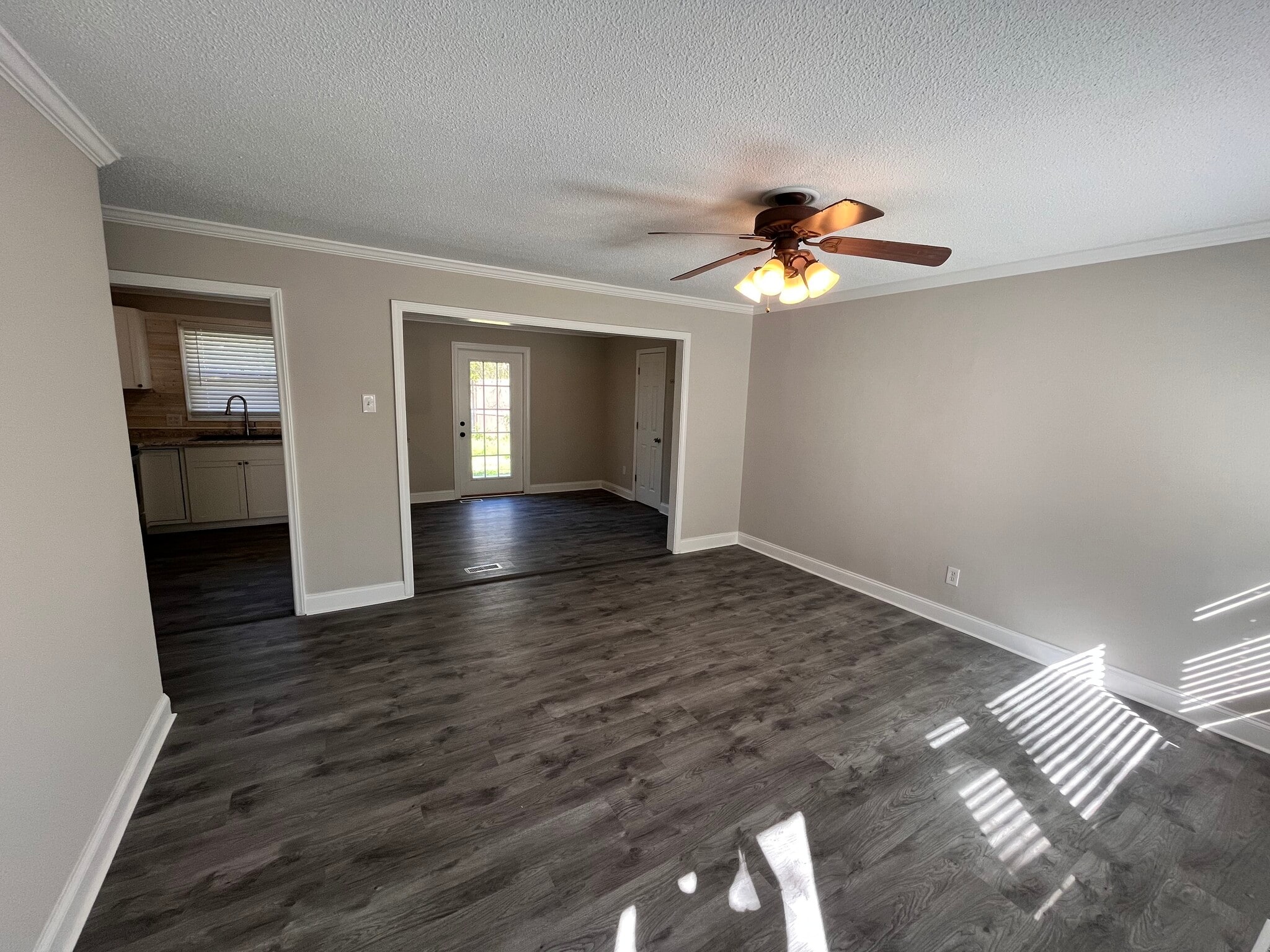 Building Photo - 3747 Branding Iron Dr