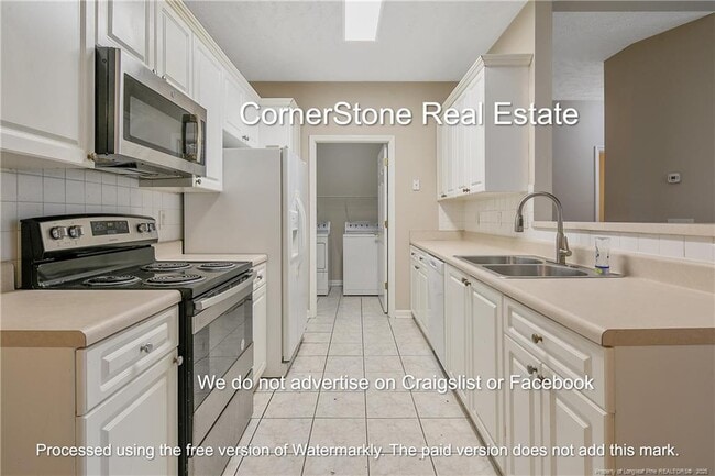 Building Photo - 4050 Bardstown Ct