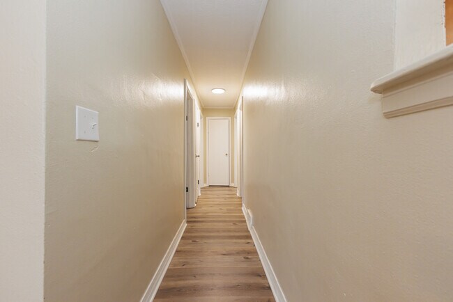 Building Photo - 3126 S Pershing Dr