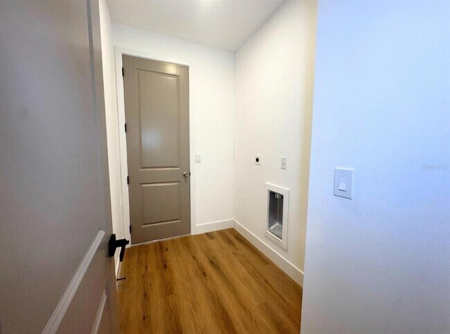 Building Photo - 410 Flat River St SW