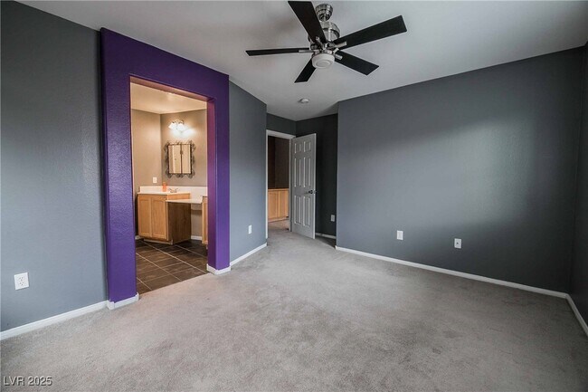Building Photo - 10633 W Double Spring Ct